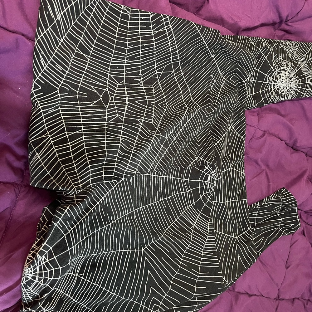 LuLaRoe Black and White Web Pattern Leggings